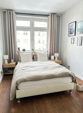 Lovely City Apartment with Balcony, central